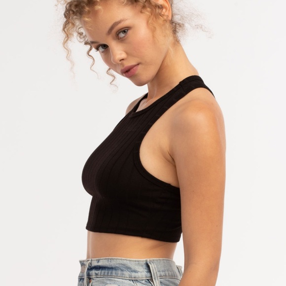 Bozzolo Tops - BOZZOLO‎ Womens black Ribbed Crop Tank Top - size M/L / box 32-35